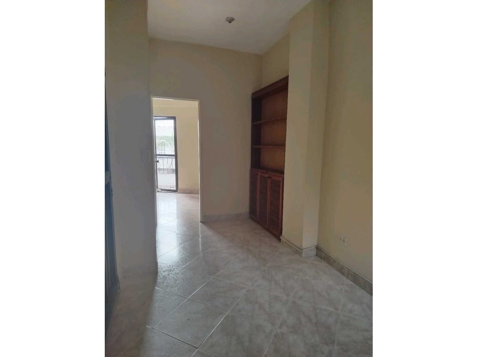 VENTA APTO 2 CUADRAS PARQUE FLORESTA CON TERRAZA 3 ALC 3 SOLO CONTADO — foto 3