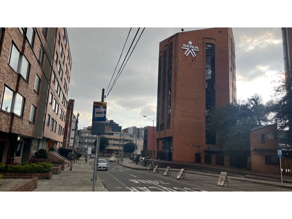 Edificios Contiguos de Oficinas en Venta - Chapinero — foto 6