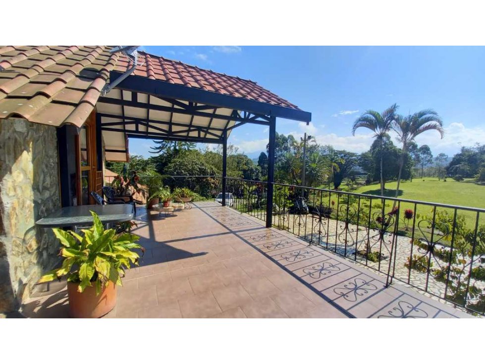 Exclusiva casa campestre en filandia con hermosa vista a la región - 1