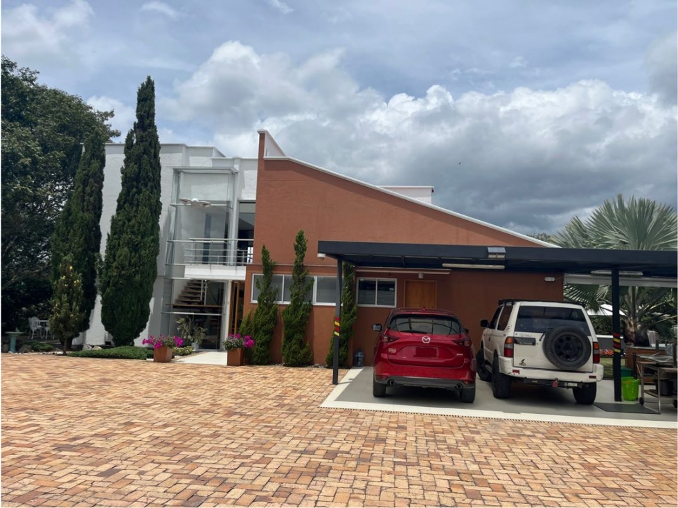 Exclusiva Casa Campestre Independiente en Venta, Pantanillo El Retiro