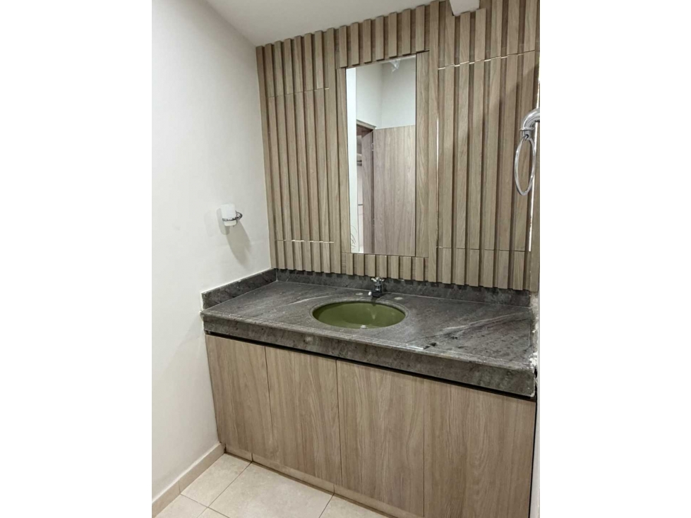 ¡Exclusiva Casa de Gran Formato en el CorazÃ³n de Altos del Prado! — foto 4