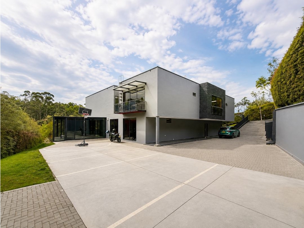 Exclusiva Casa de Lujo en Las Palmas | Venta y Renta | 6 Habitaciones — foto 2