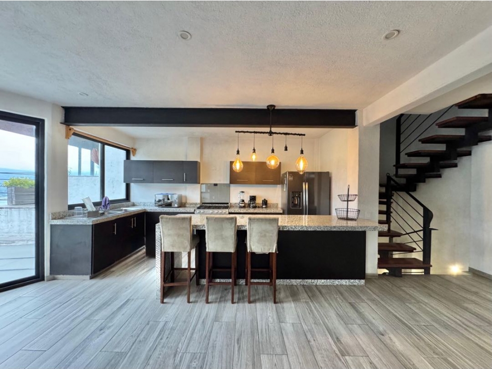 Casa en Venta en Valle de Bravo con Alberca Roof y Vista Panorámica — foto 4