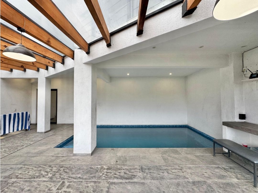 Casa en Venta en Valle de Bravo con Alberca Roof y Vista Panorámica — foto 6