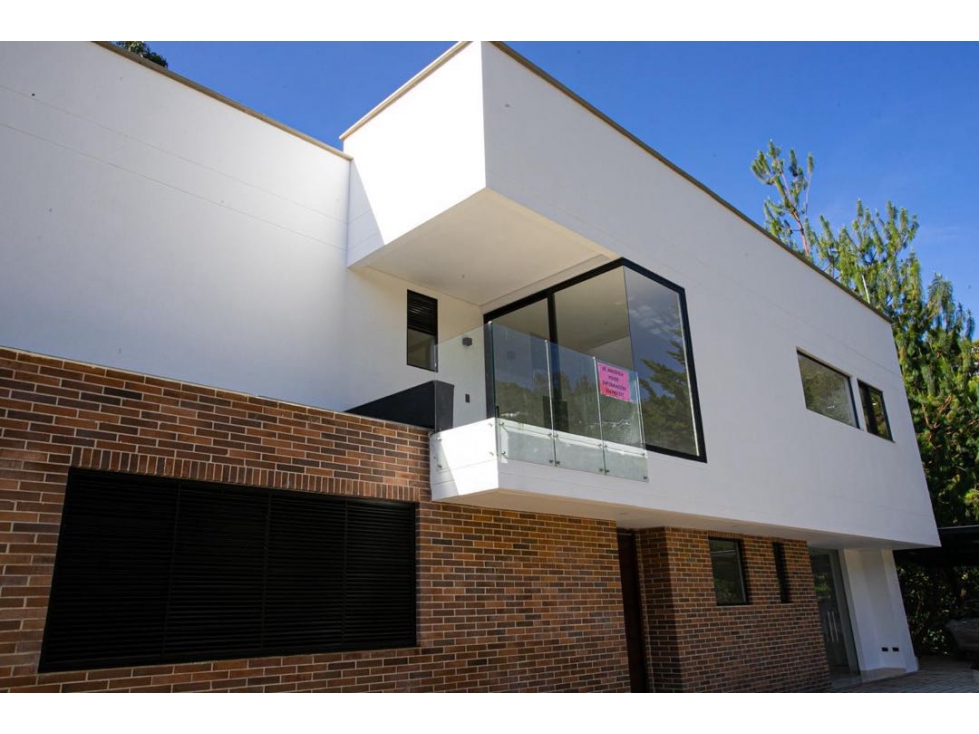 Se vende casa en alto de palmas el poblado Medellín — foto 3