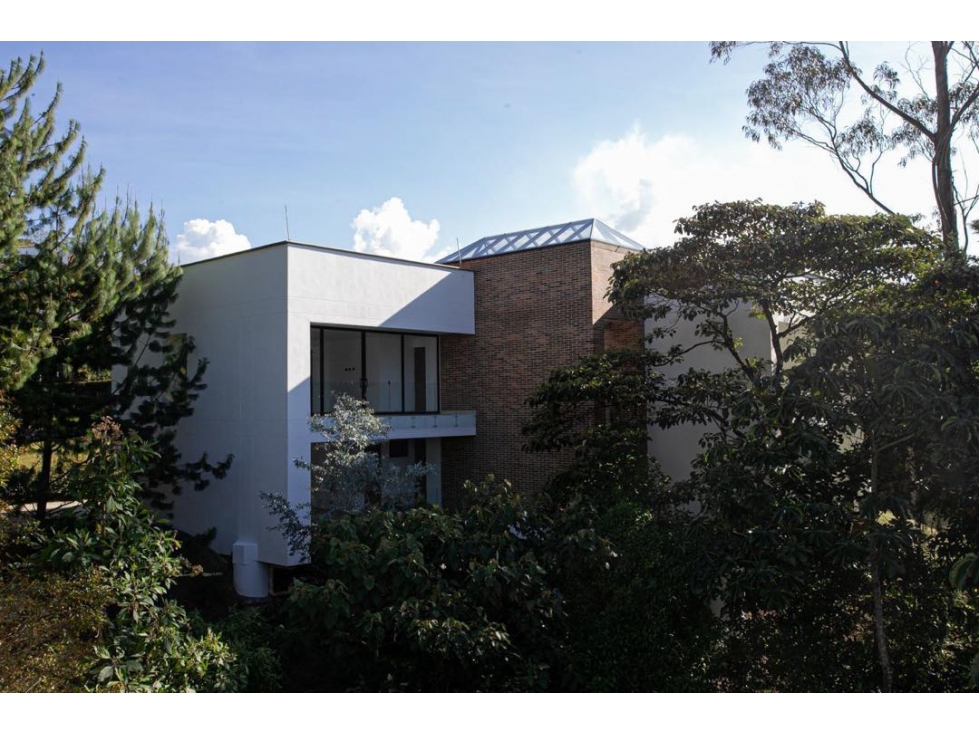 Se vende casa en alto de palmas el poblado Medellín — foto 6