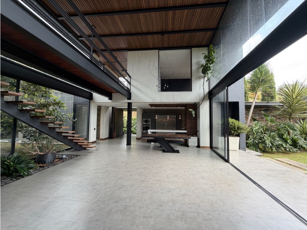 EXCLUSIVA CASA EN ARRIENDO EN ALTO DE LAS PALMAS ACABADOS DE LUJO — foto 4