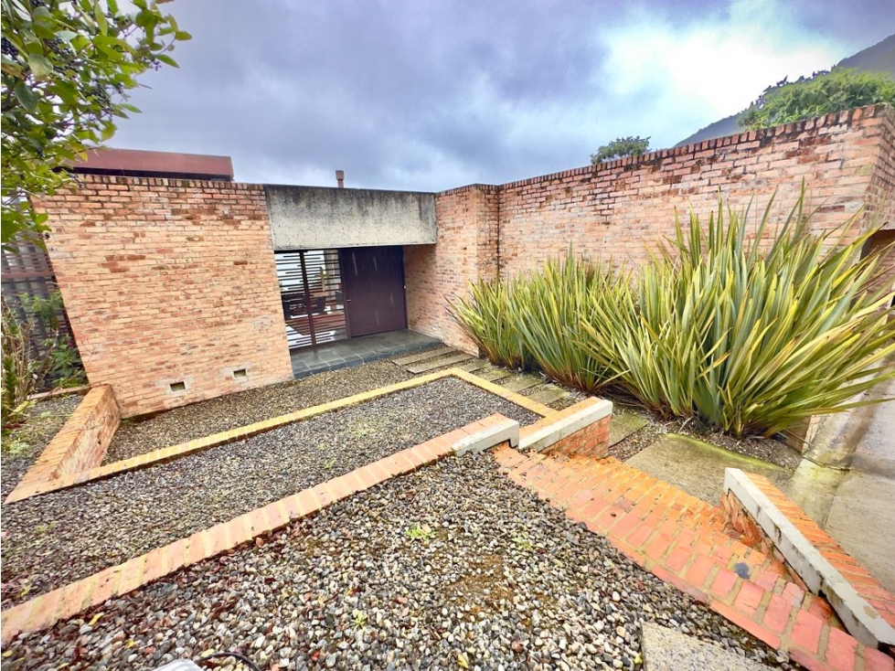 Exclusiva casa en venta en Chía en reserva forestal
