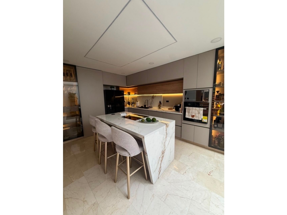 EXCLUSIVA CASA EN CONDOMINIO CON UBICACIÓN PRIVILEGIADA EN SABANETA. — foto 6