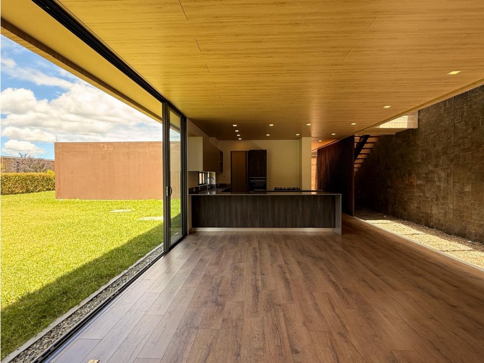 EXCLUSIVA CASA EN EL ALTO DE LAS PALMAS — foto 3