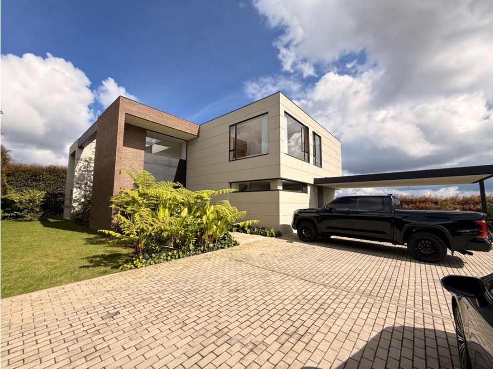 Exclusiva Casa en el alto venta y renta