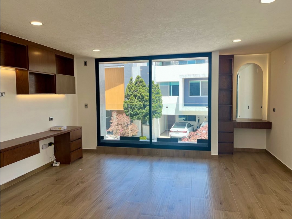Exclusiva casa en esquina en venta en Lomas de Angelópolis — foto 5