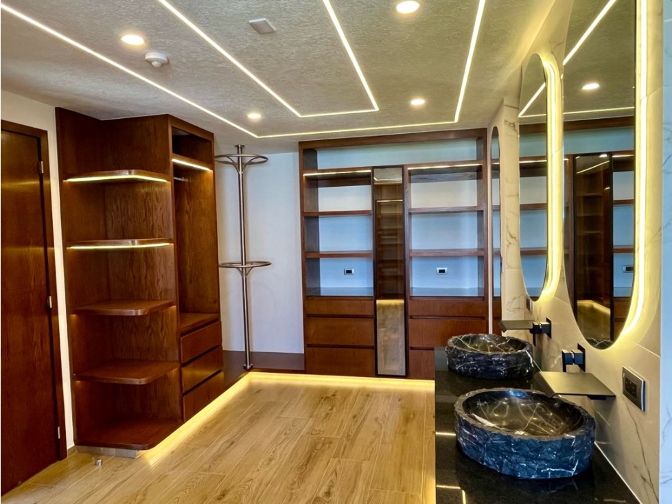 Exclusiva casa en esquina en venta en Lomas de Angelópolis — foto 6