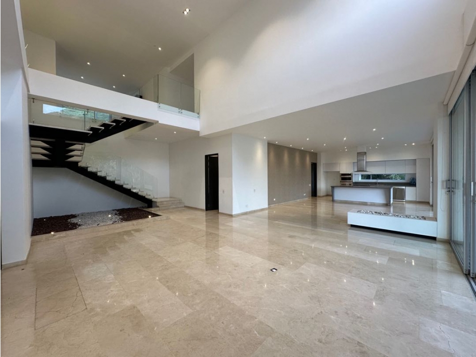 EXCLUSIVA CASA EN LAS PALMAS — foto 2