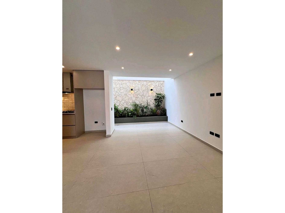 ExCLUSIVA CASA EN UNIDAD CERRADA DE LA CEJA EN VENTA — foto 4