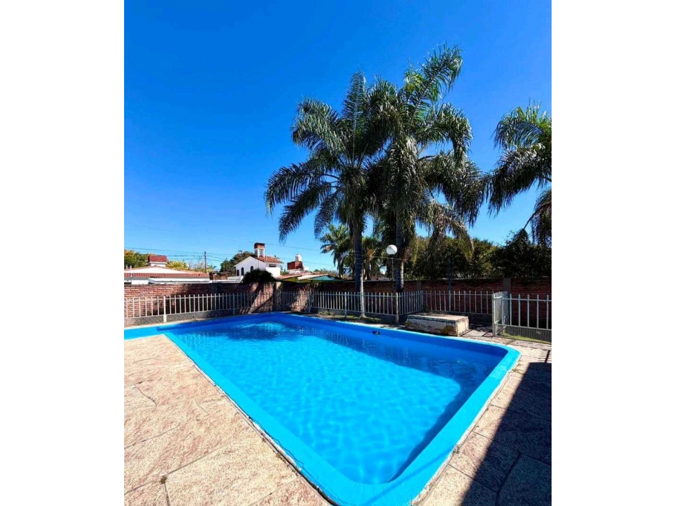 EXCLUSIVA CASA EN VENTA BARRIO SOL Y LAGO | VILLA CARLOS PAZUbicad - 1