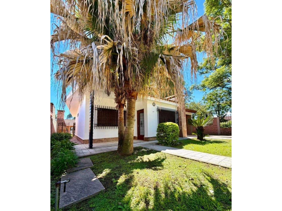 EXCLUSIVA CASA EN VENTA BARRIO SOL Y LAGO | VILLA CARLOS PAZUbicad - 2