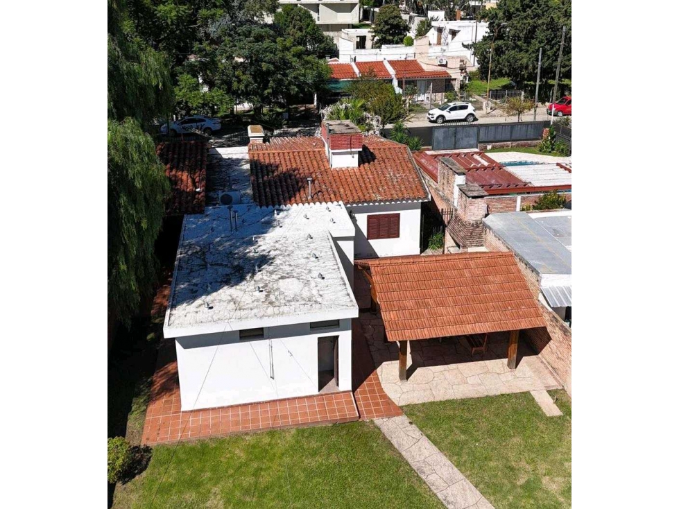 EXCLUSIVA CASA EN VENTA BARRIO SOL Y LAGO | VILLA CARLOS PAZUbicad - 6