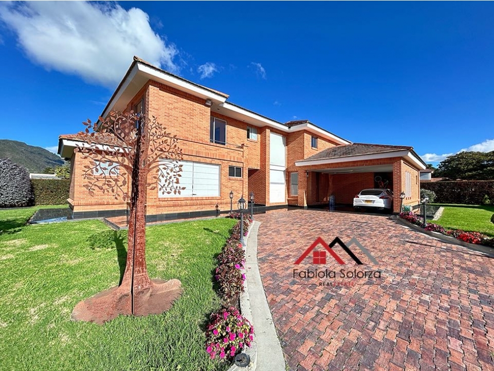 EXCLUSIVA CASA EN VENTA EN LA SABANA DE BOGOTÁ SAN SIMÓN GUAYMARAL