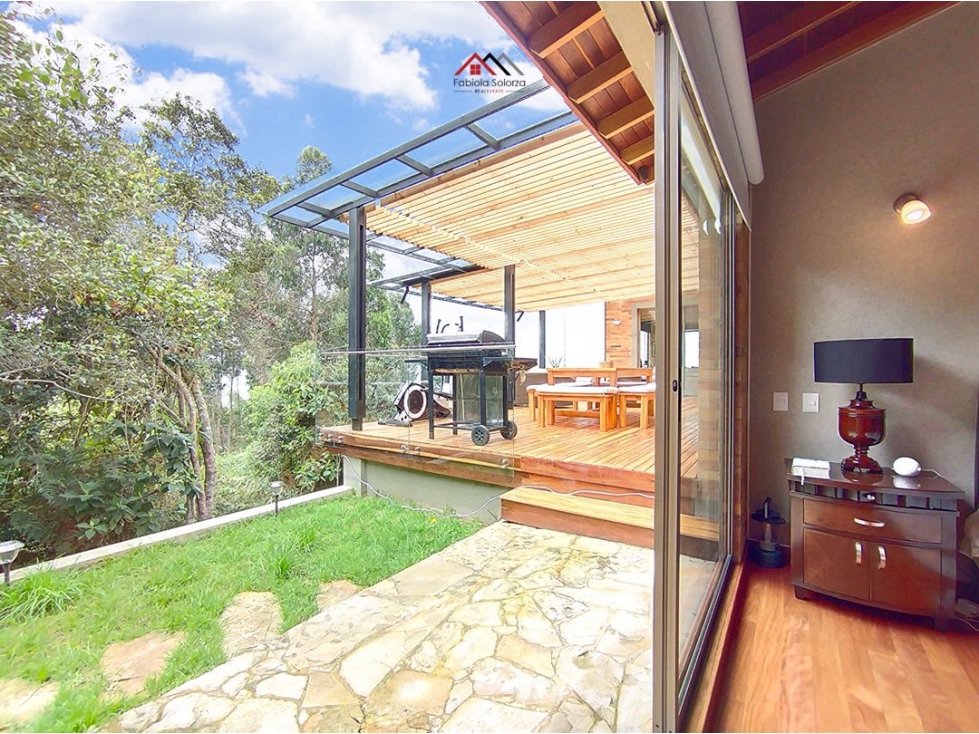 EXCLUSIVA CASA EN VENTA EN LA SABANA YERBABUENA CLUBHOUSE — foto 5