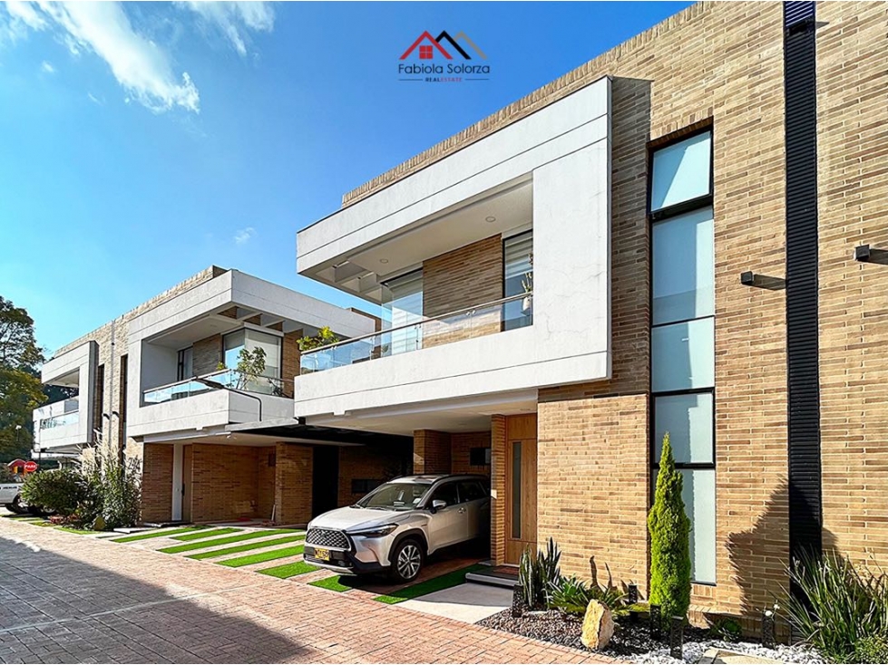 EXCLUSIVA CASA EN VENTA EN.LA SABANA CHÍA