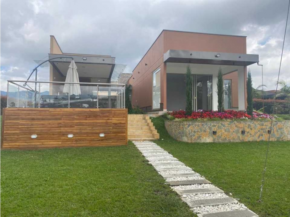 Exclusiva casa en venta sector milla de oro Llanogrande - 2