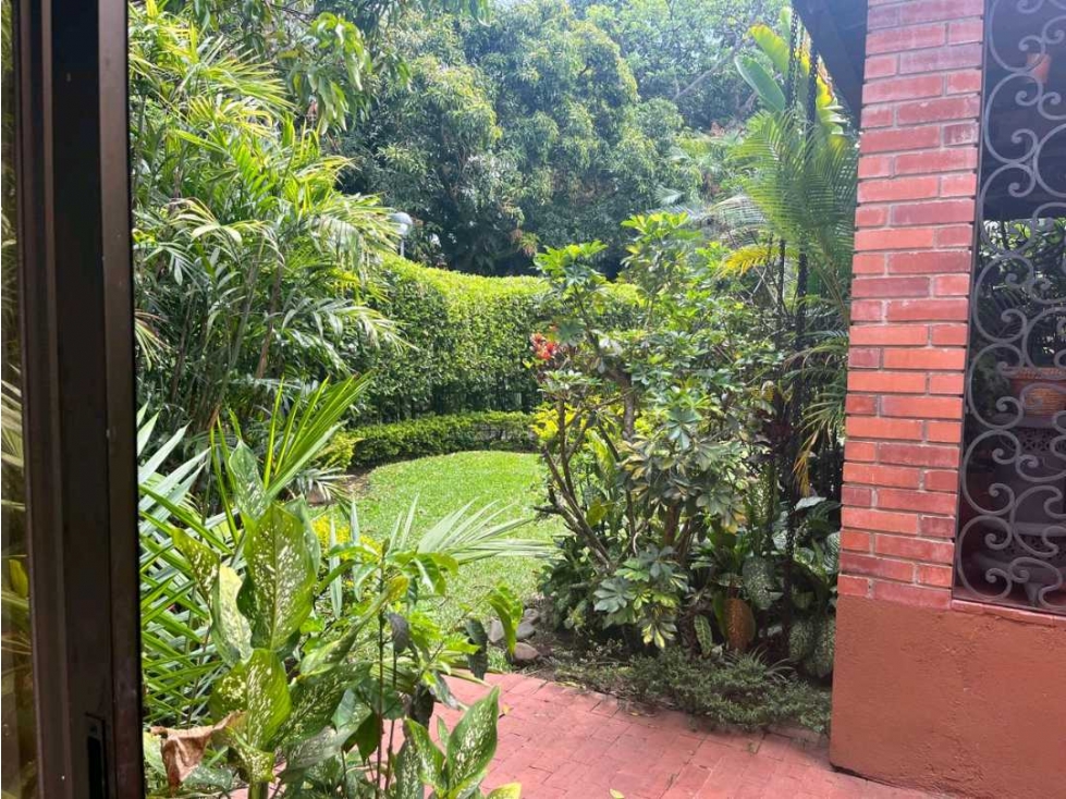 Exclusiva casa en Pance Av. la María en condominio de solo 8 — foto 6