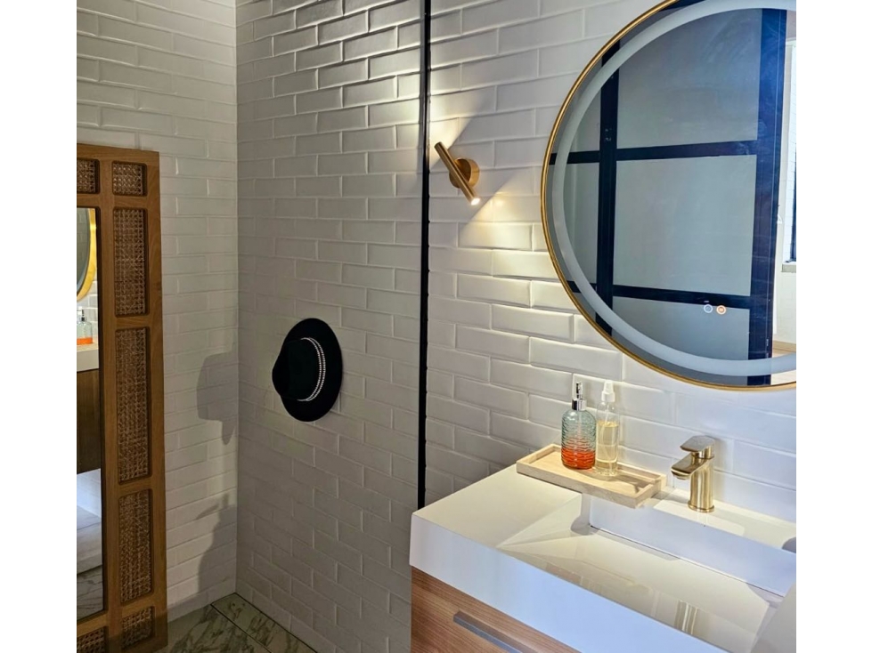 Exclusiva Oficina en renta o venta en el Tesoro — foto 4