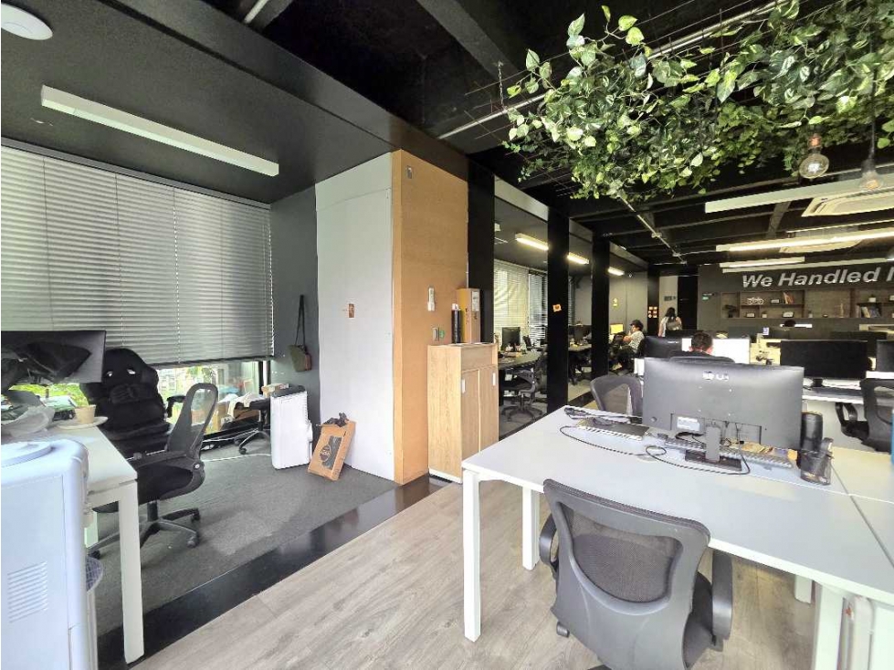 Exclusiva Oficina en Venta. Transversal Inferior El Poblado 367.32 m2 — foto 4