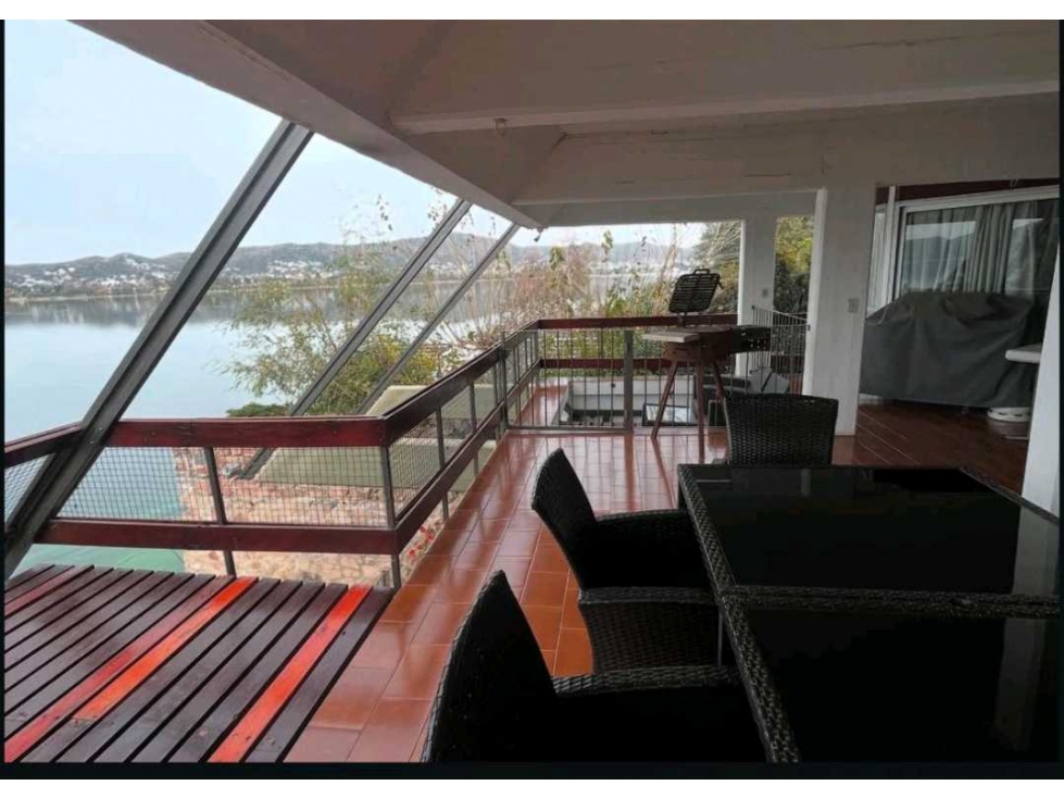 ¡EXCLUSIVA PROPIEDAD EN VILLA DEL LAGO BAJADA AL LAGO — foto 6