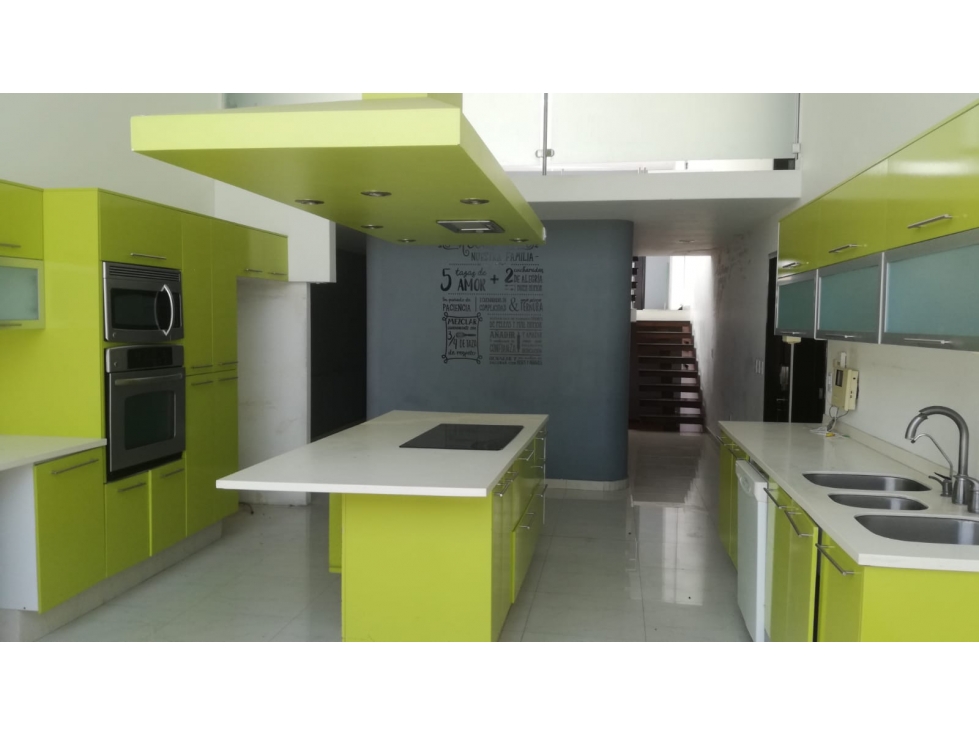 Exclusiva Residencia en Alamo Country Club, Celaya | 832m² Terreno - 3
