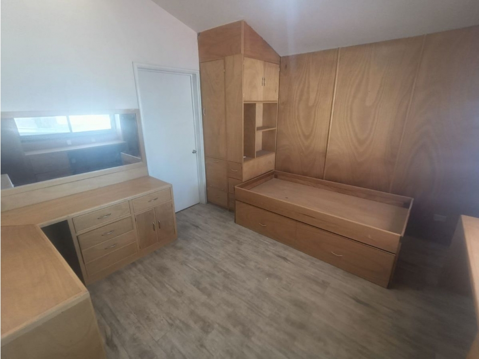 Exclusiva Residencia en El Fresno | 482m² y 5 Recámaras — foto 4