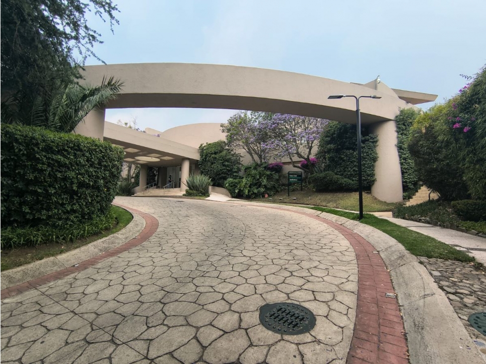 Lujoso Departamento en Lomas Country Club | 425 m² y 3 Recámaras