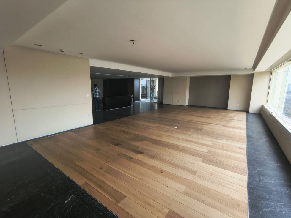 Lujoso Departamento en Lomas Country Club | 425 m² y 3 Recámaras — foto 3