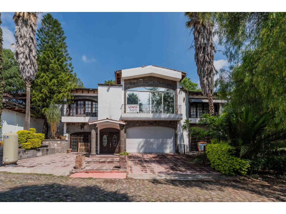 Exclusiva Residencia en Residencial Balvanera, Corregidora | 1137m2 - 1