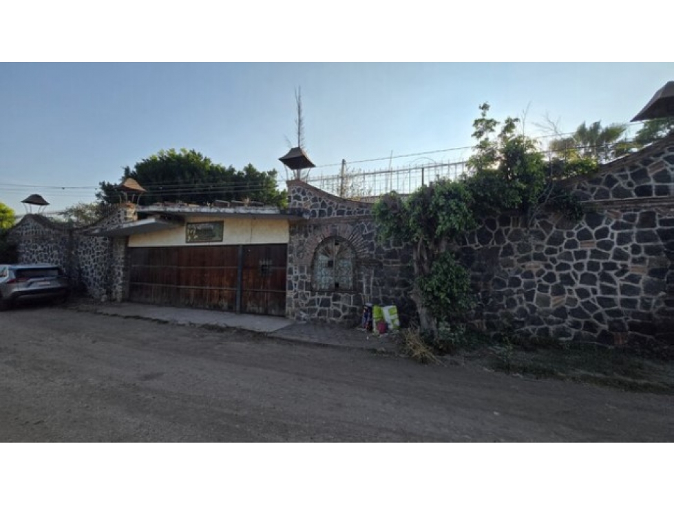 Exclusiva Residencia en Yautepec: 4 Recámaras y Amplio Jardín - 1