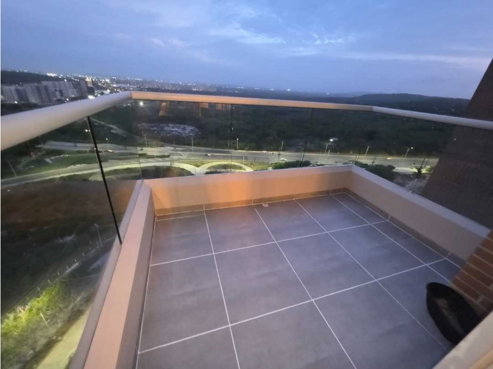 ¡EXCLUSIVIDAD Y VISTA PANORÃMICA EN EL PORTAL DEL GENOVÃS! (PISO 16 — foto 4