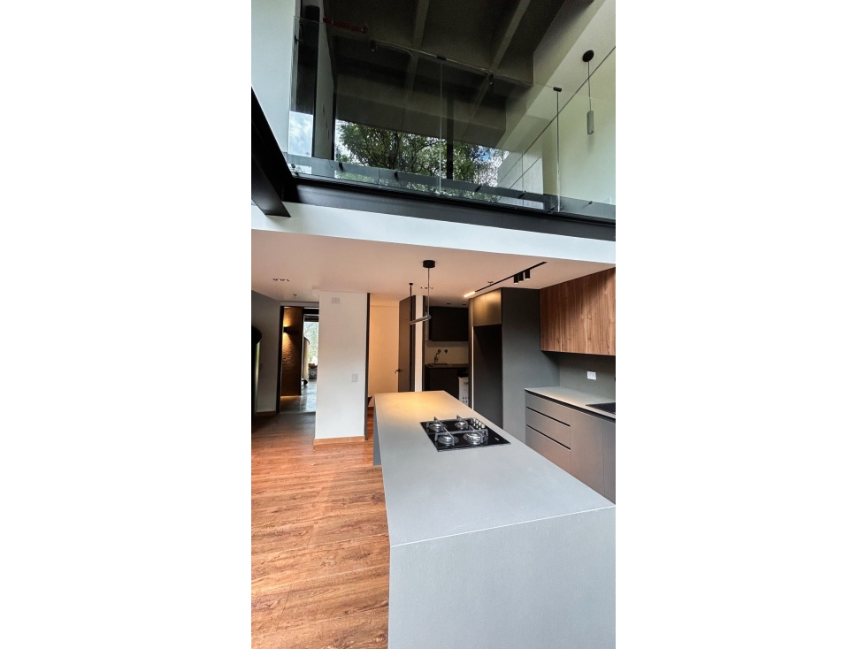 EXCLUSIVO APARAESTUDIO DUPLEX CERCA A LA 10 — foto 2
