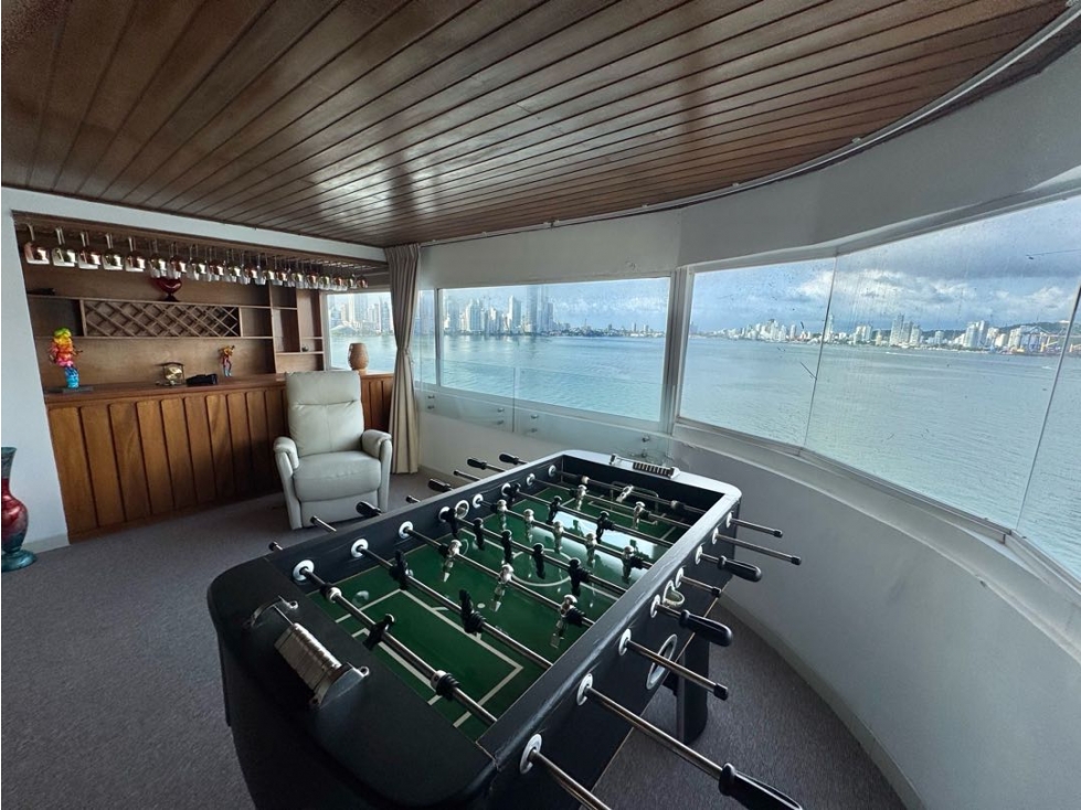 Exclusivo Apartamento de 249 m² en Castillogrande | Vista Panorámica — foto 2