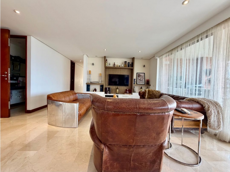 EXCLUSIVO APARTAMENTO DE GRAN FORMATO | POBLADO - LA CONCHA - 3