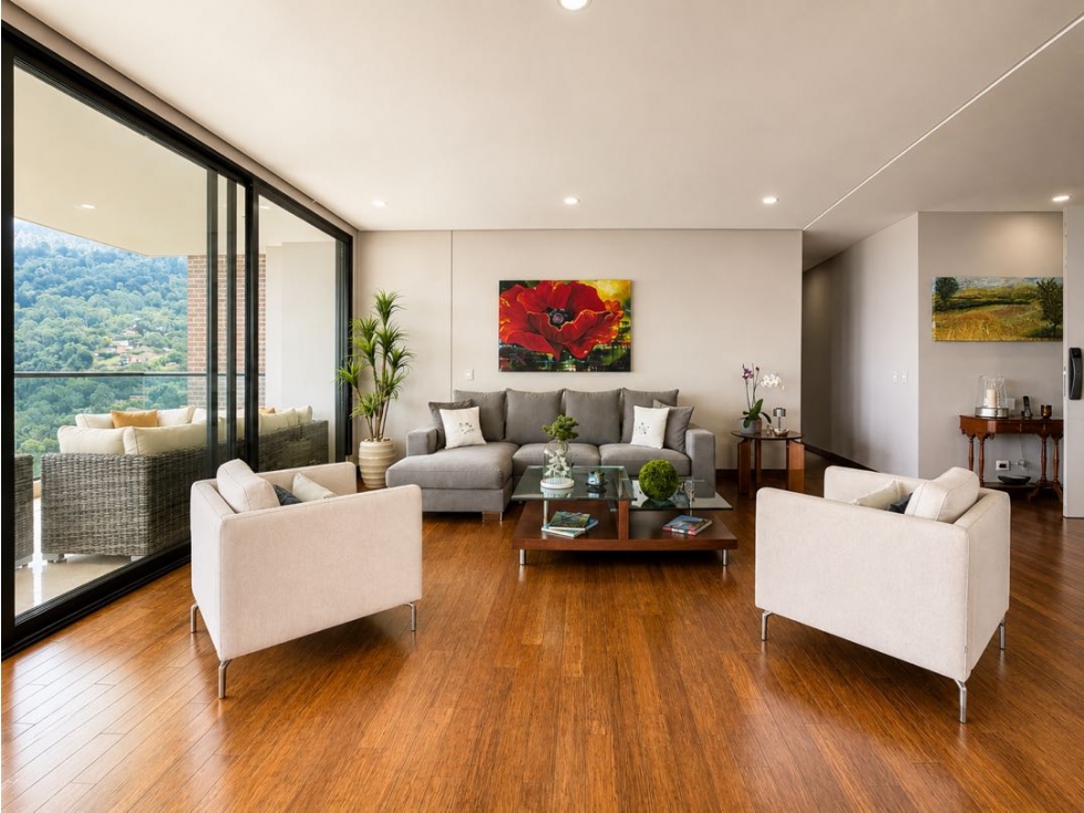 EXCLUSIVO APARTAMENTO DE GRAN FORMATO - POBLADO - LOS BALSOS — foto 2