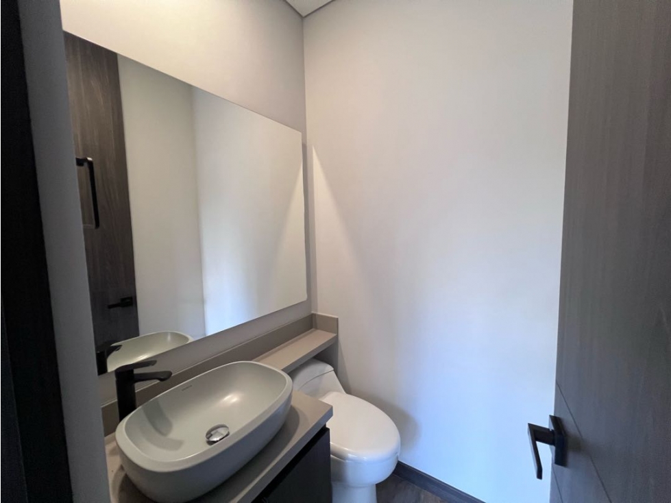 Exclusivo Apartamento Doble Altura | El Retiro — foto 2