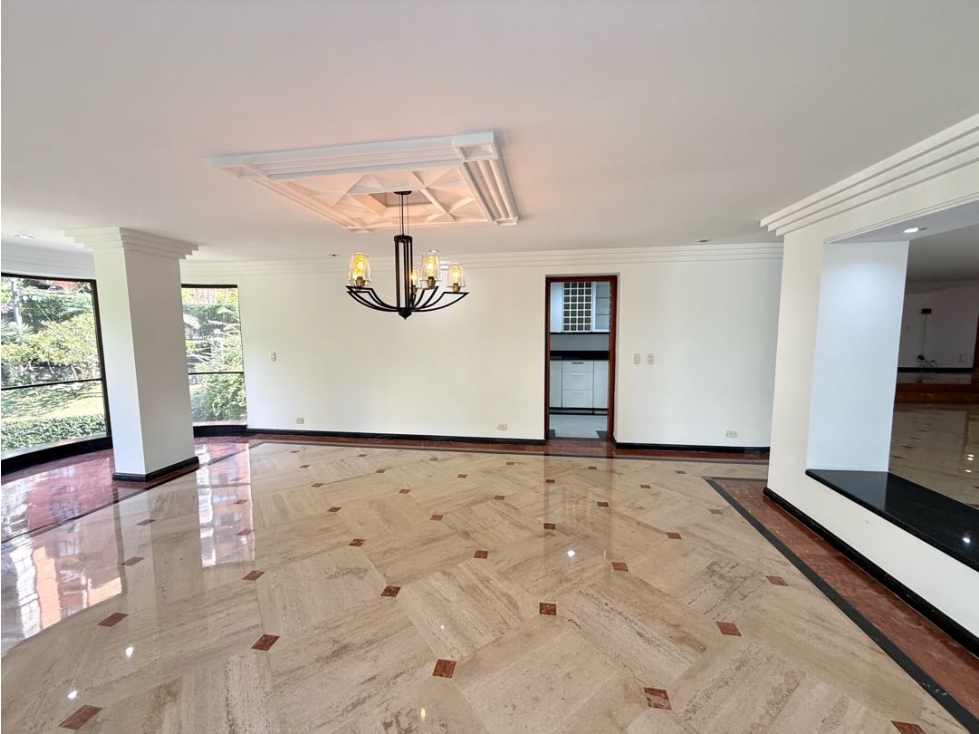 Exclusivo Apartamento en Arriendo sector El Poblado San Lucas | 450 m² — foto 4