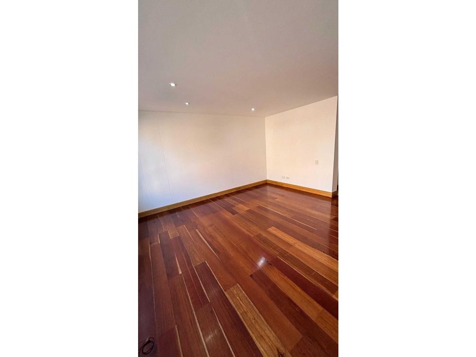 Exclusivo Apartamento en La Carolina | 212 m² de Lujo cerca a Unice — foto 4