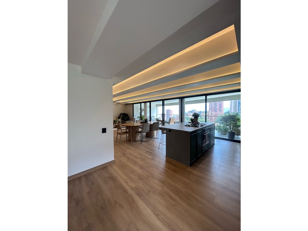 Exclusivo apartamento en los balsos