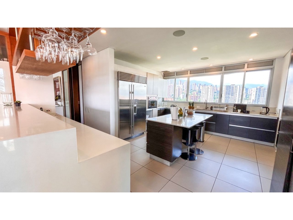 EXCLUSIVO APARTAMENTO EN VENTA/ EL POBLADO — foto 4