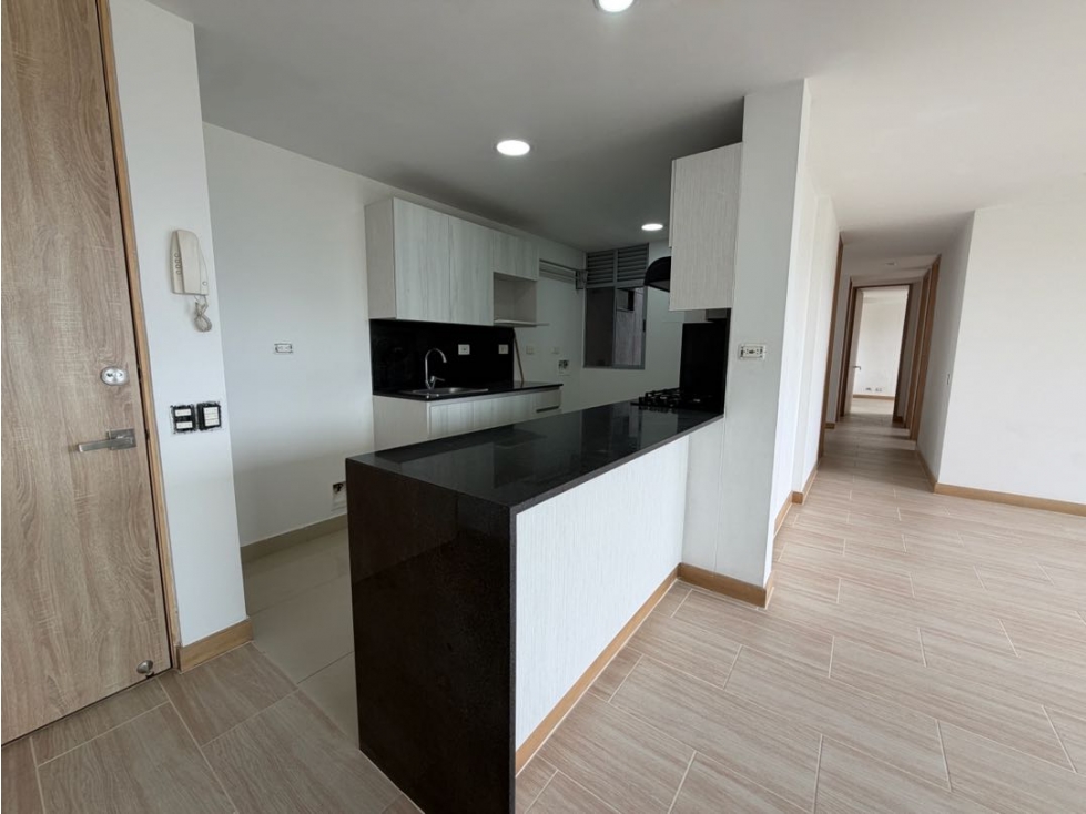 EXCLUSIVO APARTAMENTO EN VENTA EN LOS BALSOS, POBLADO — foto 6