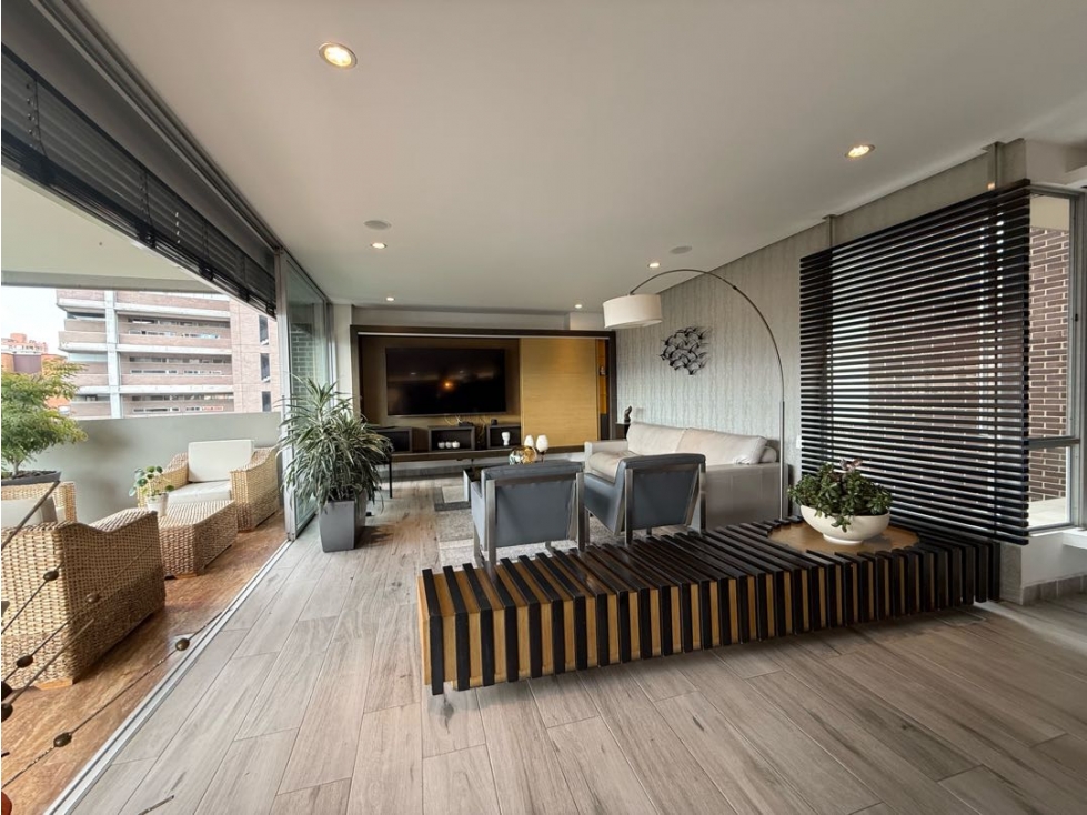 EXCLUSIVO APARTAMENTO PARA LA VENTA SITUADO EN EL SECTOR ALEJANDRIA — foto 2