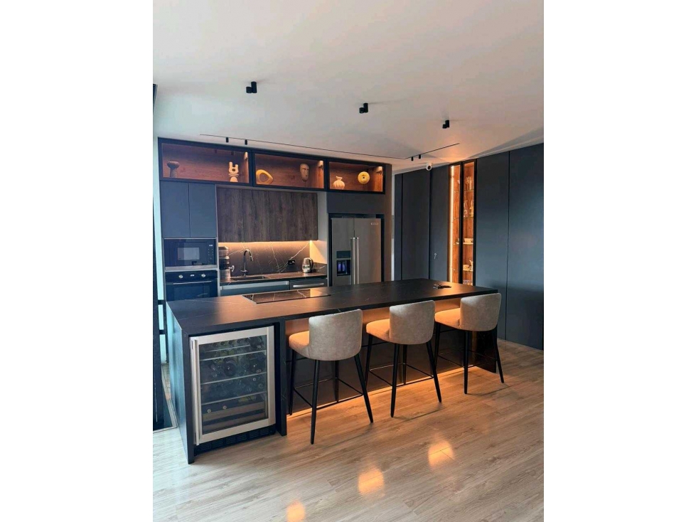 Exclusivo Apartamento Poblado Balsos 186m2 2100 Mill — foto 3