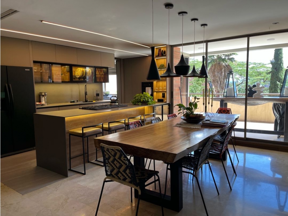 Exclusivo Apto de 459m con terraza en El Poblado, El Tesoro